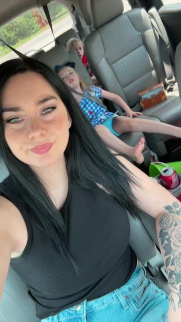 @Kelsiemarie99