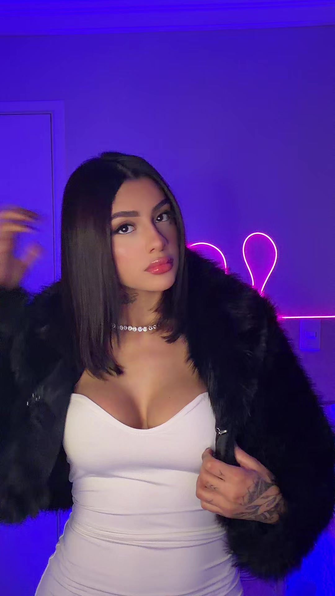 @Thaina Rocha 🐺