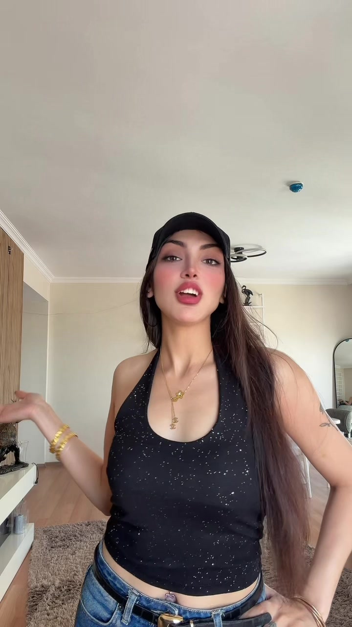 @Sayeeda🇦🇫
