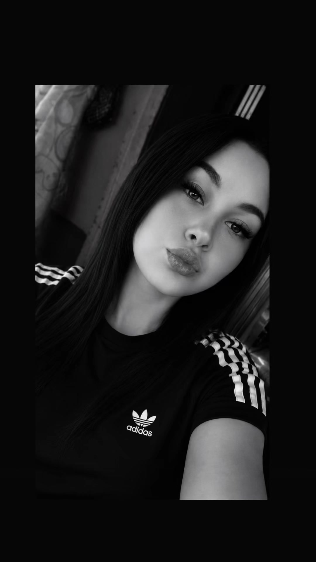 @27_brunetka_27