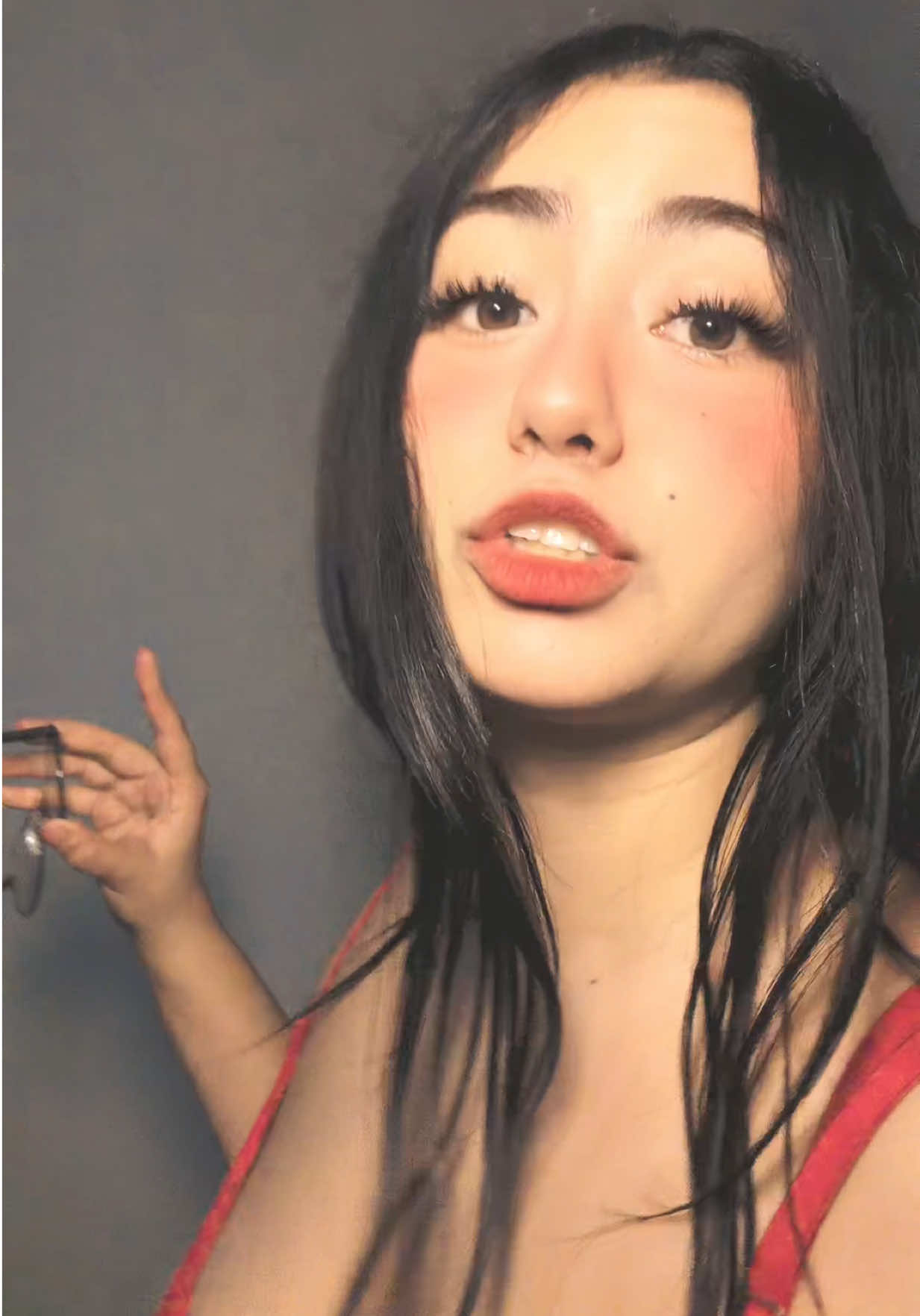 @𝙻𝙰 𝙿𝙸𝙽𝙲𝙷𝙴 𝚈𝙴𝚂𝙸🌴🦋