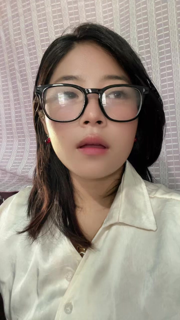 @<ও ┊ Dollu ! ᥫ᭡