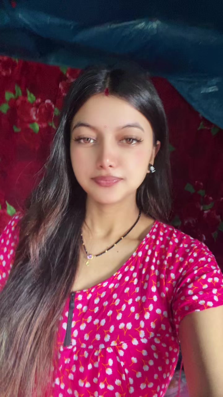 @PRIYA (🫶)