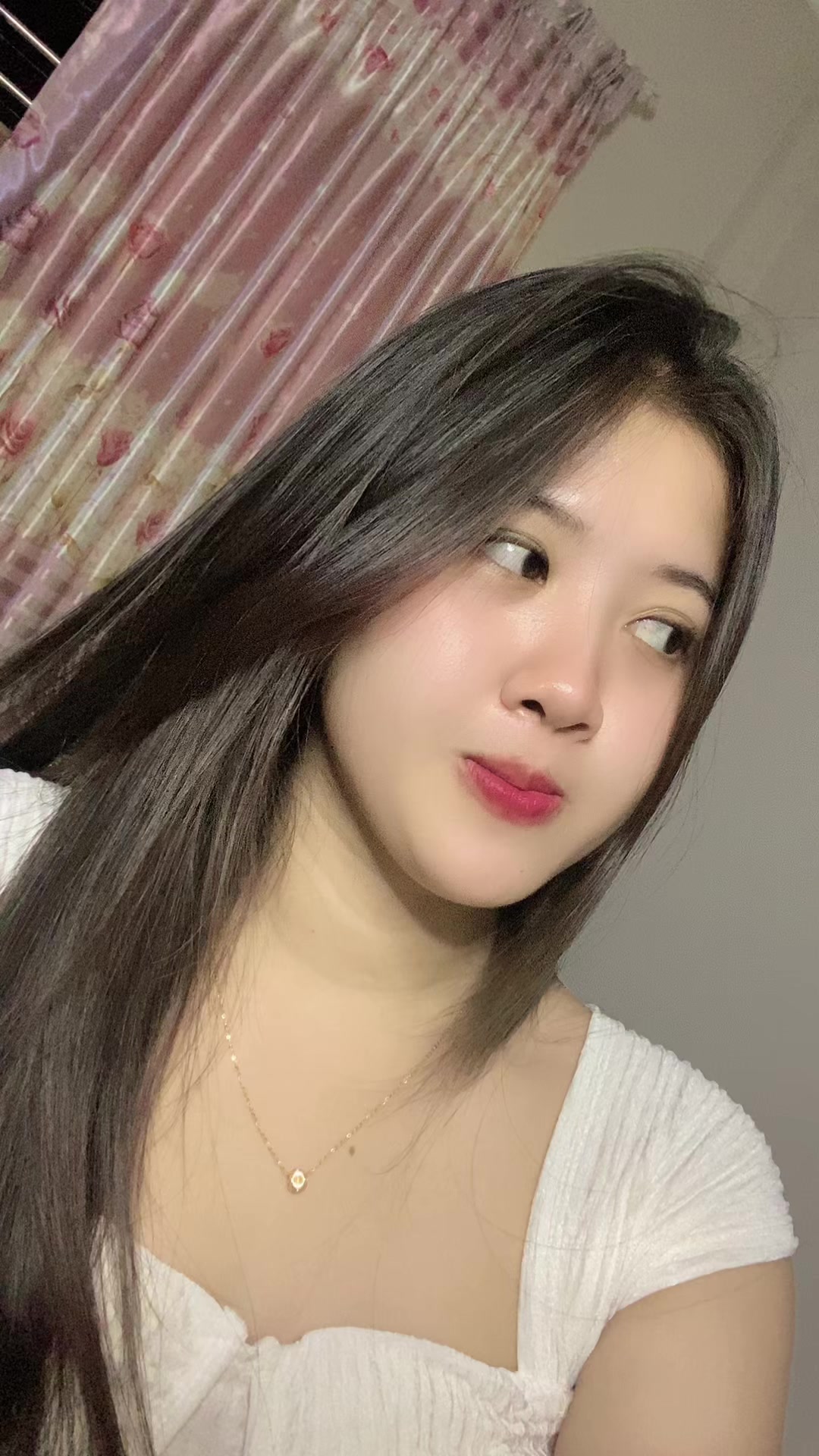 @Poe Ei Ko(official acc)