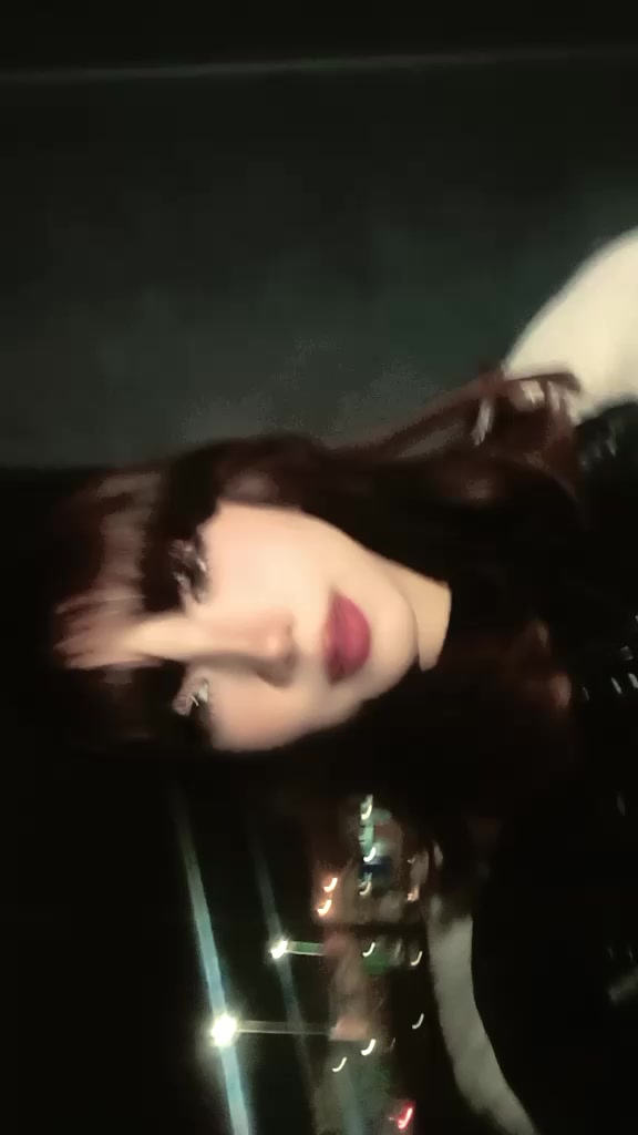 @Lily