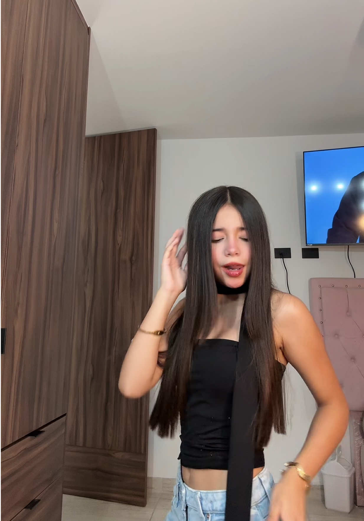 @Camiii