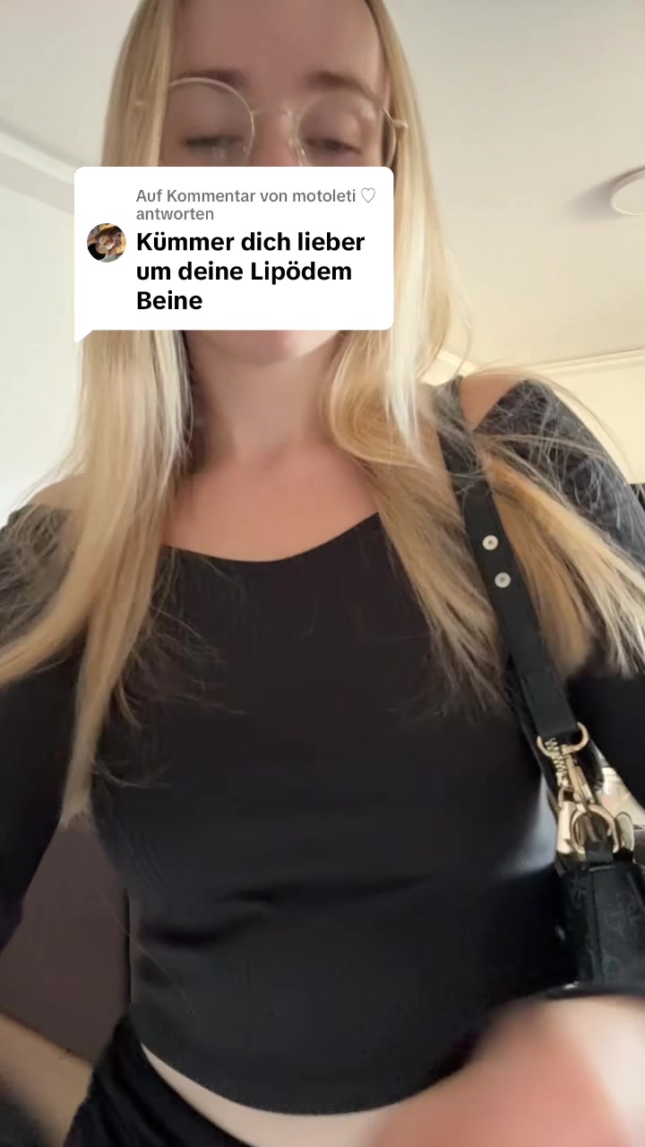 @Lara✨