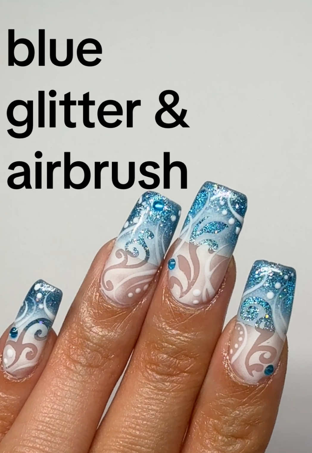 @Geranium Duet Nails ๐ง๐ชฉ๐งธ