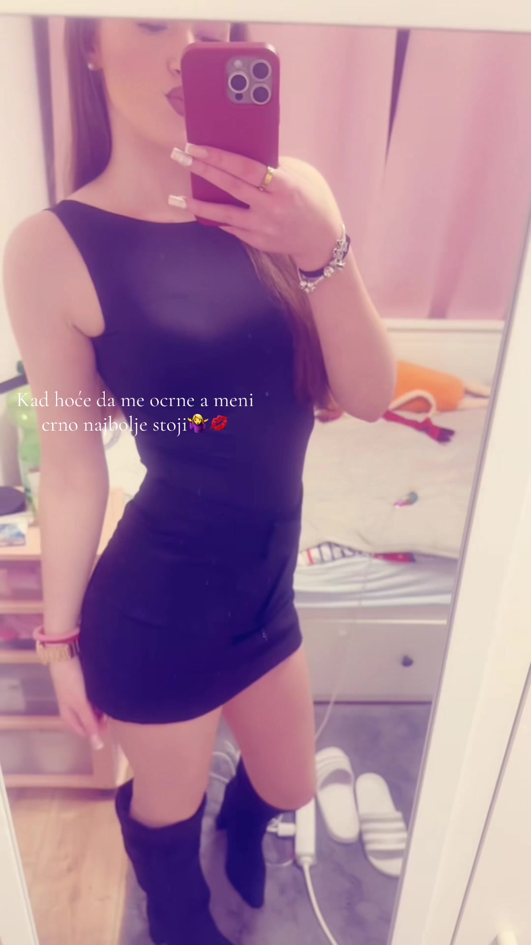 @𝒮𝒶𝓃𝒹𝓇𝒶