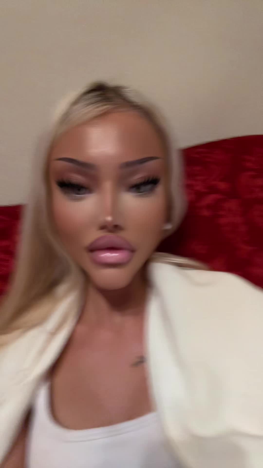 @Ela