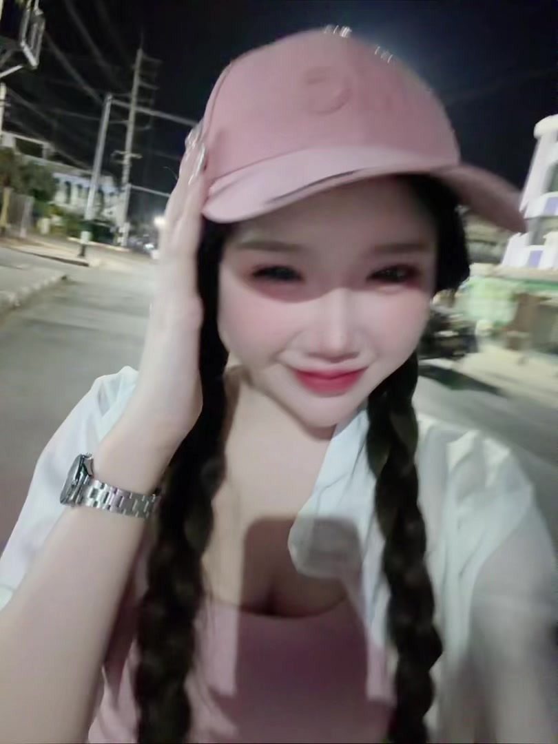 @ลูกตาลล🫧