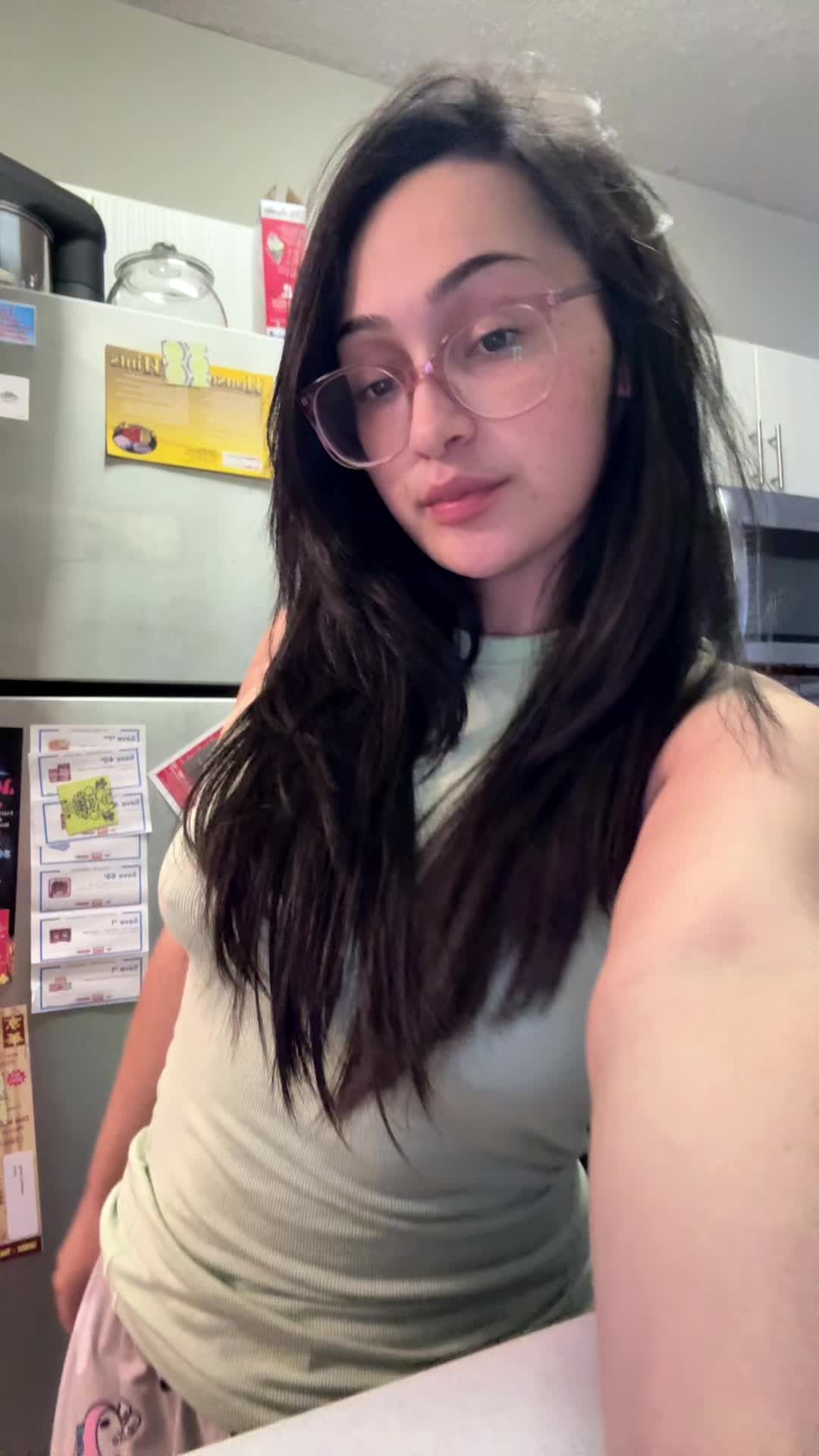 @Valentina ๐ซง