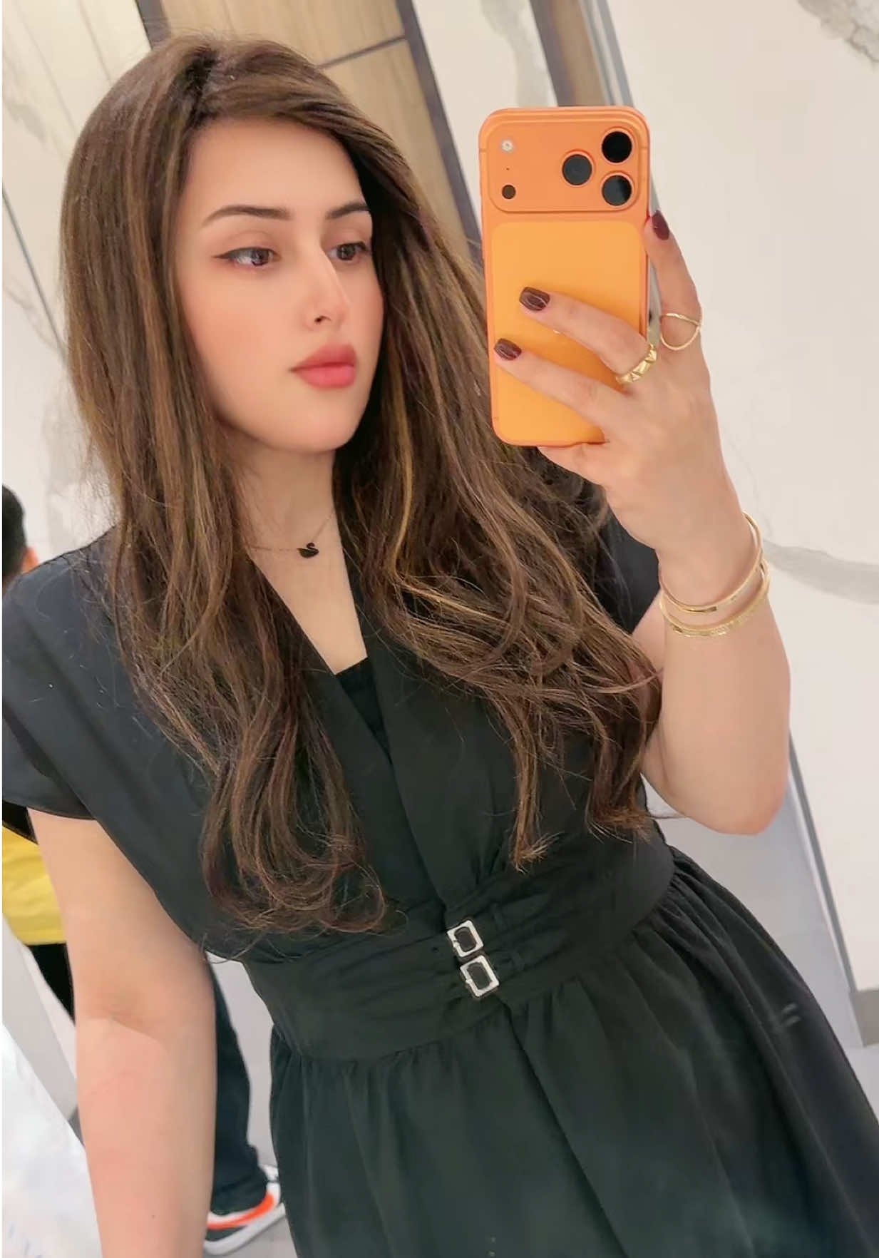 @Kausar 👑