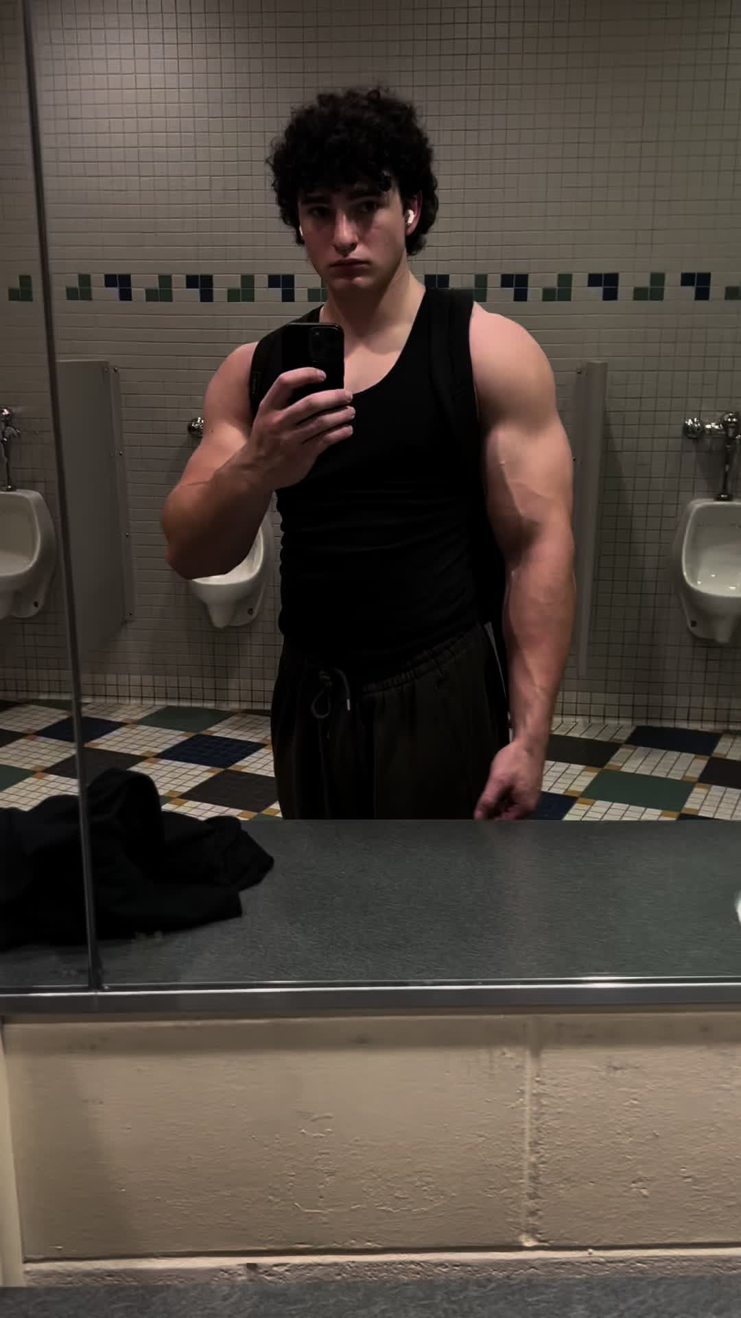 @Kissel_Lifts