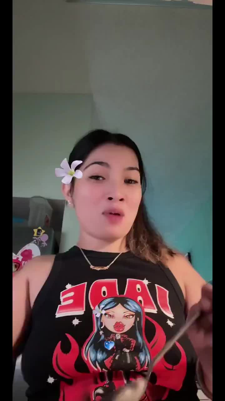 @🦋