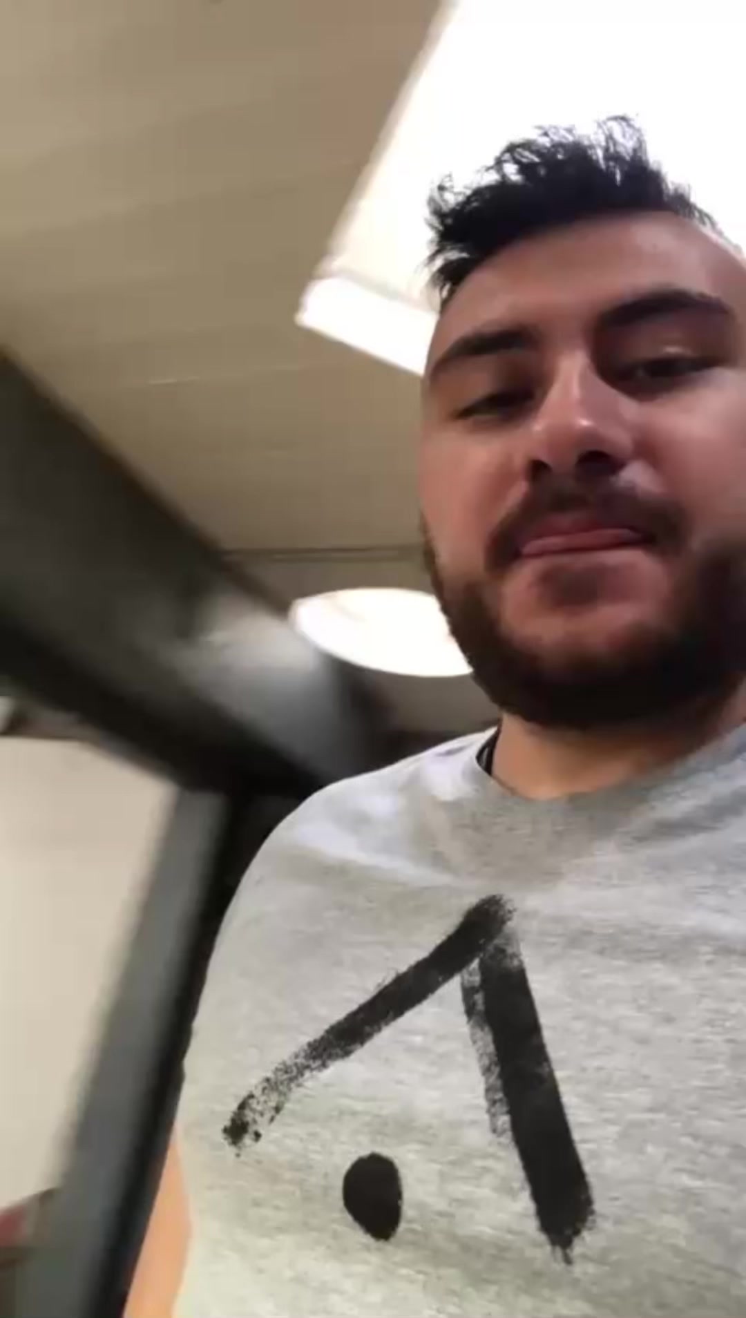 @Tunayavi7