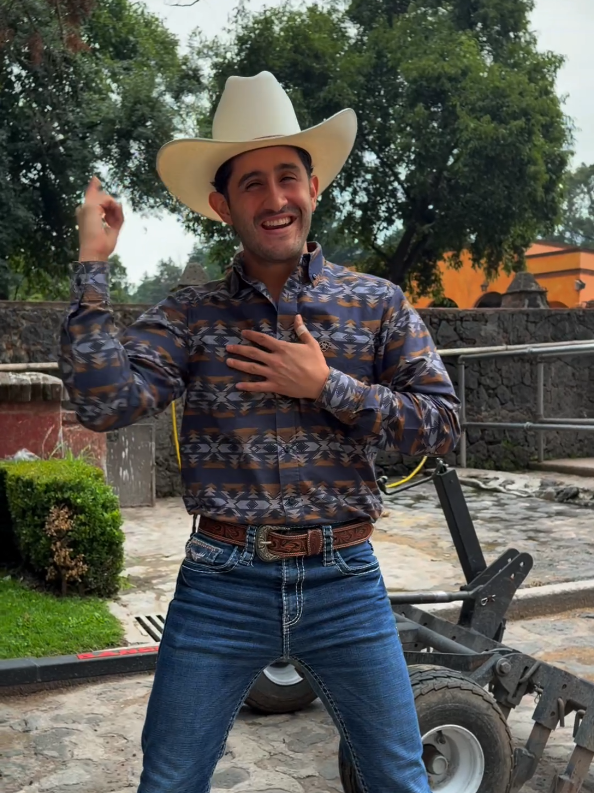 @Diego Herrera