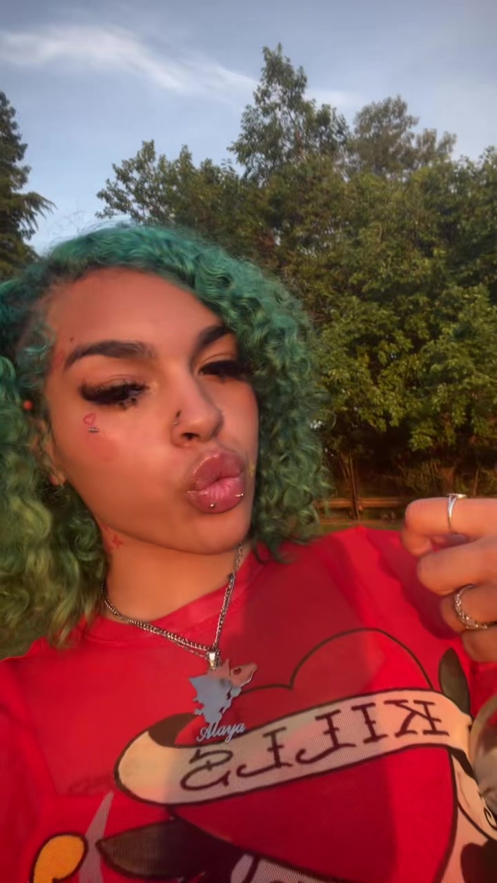 @nana