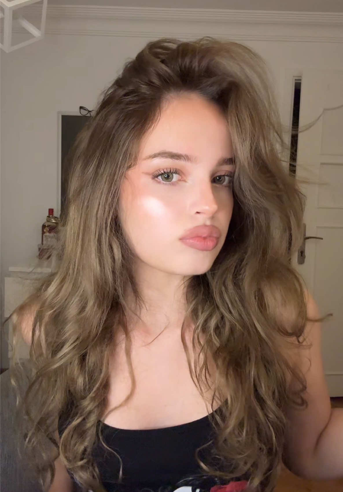 @Elaa
