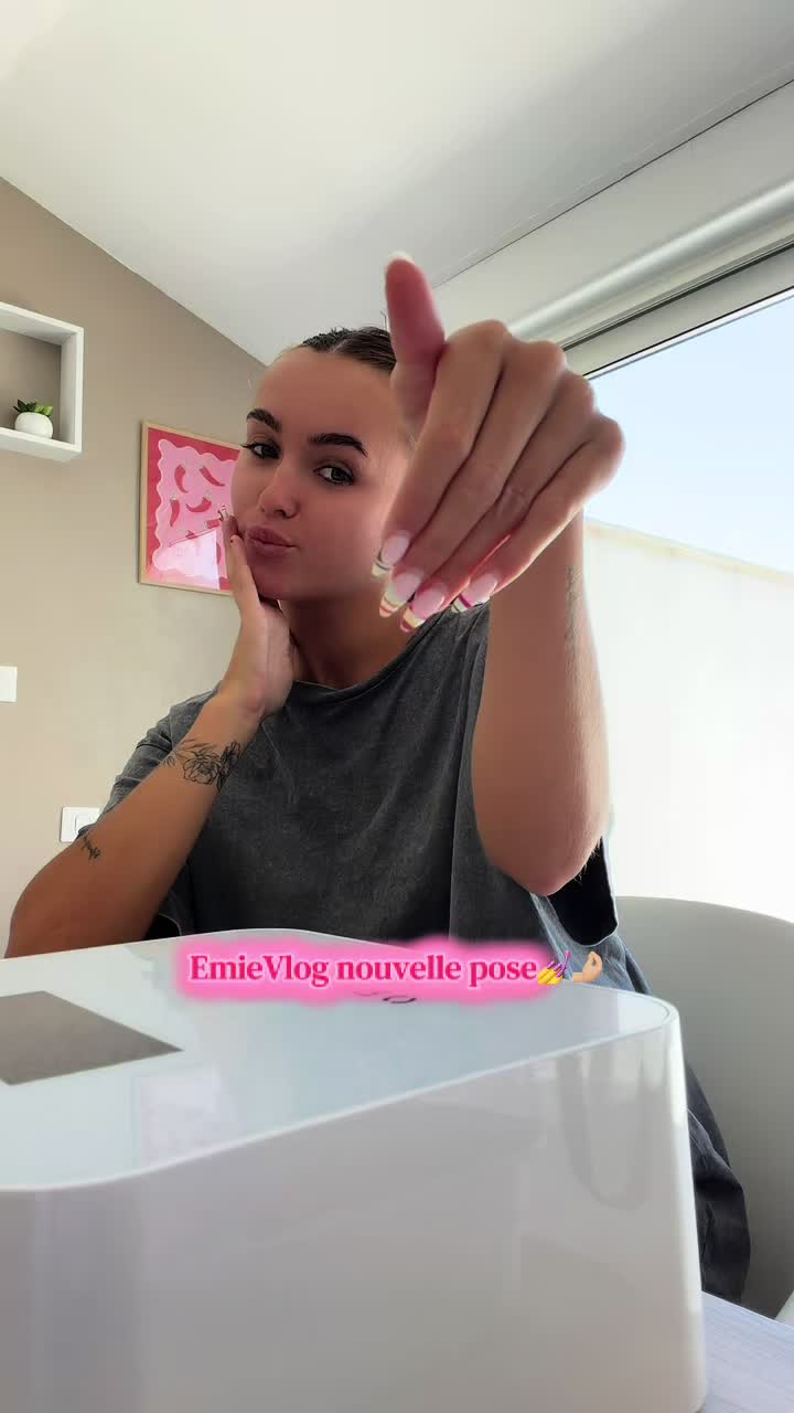 @𝑬𝒎𝒊𝒆🌞🫦🕺🏻💅🏼