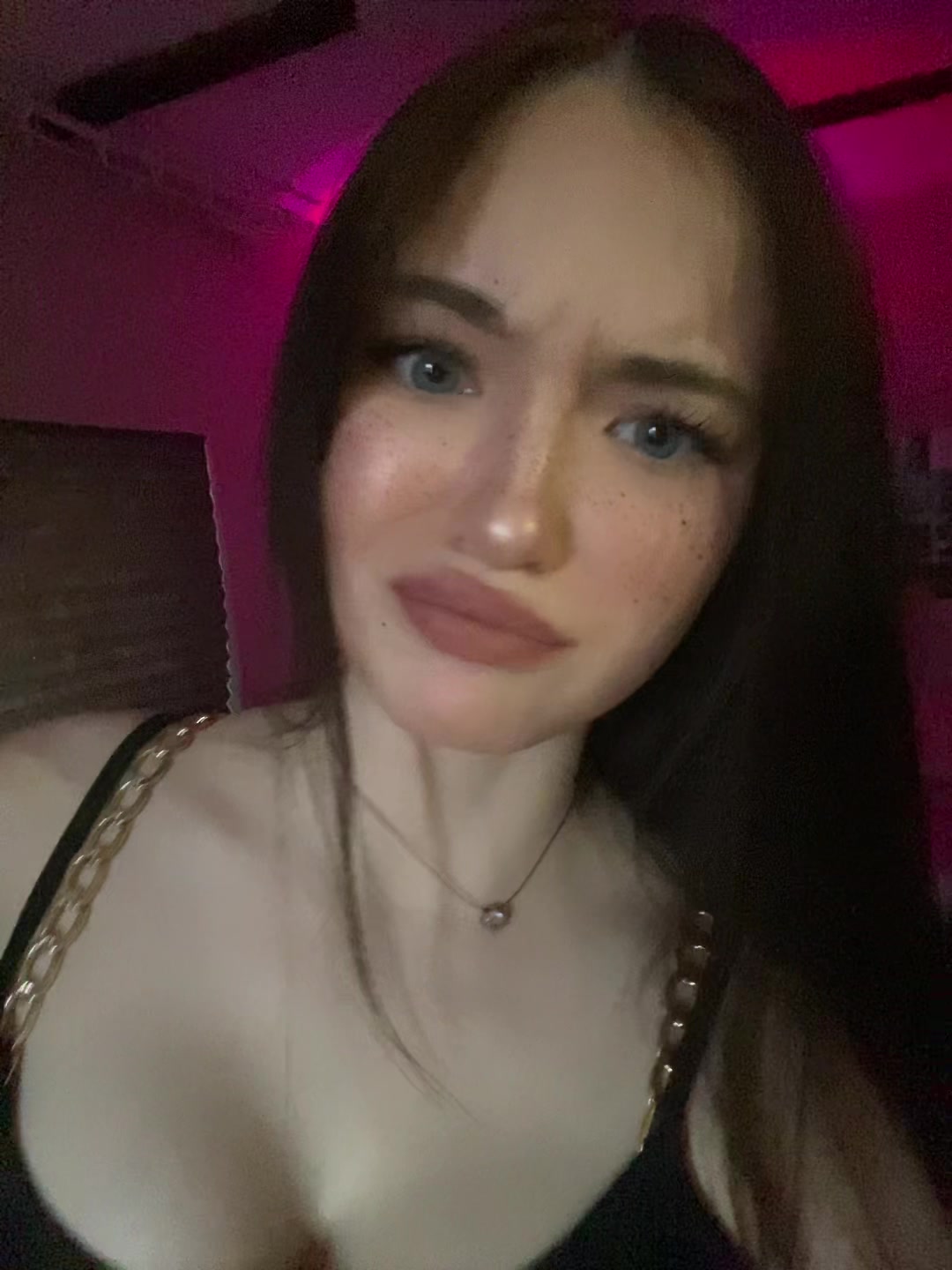 @аполлинария