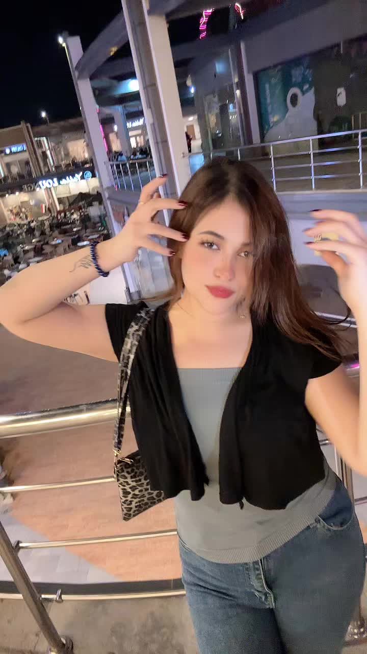 @Sabrina