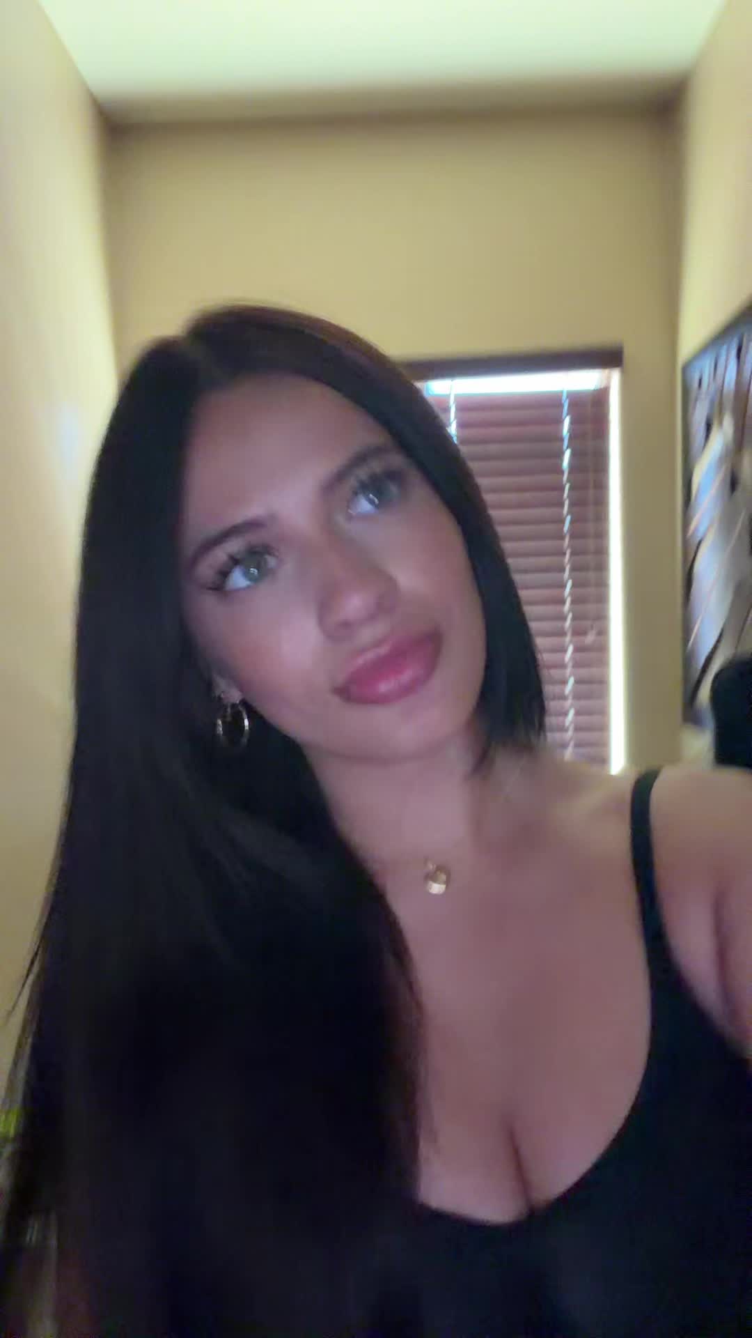 @Annika🍒