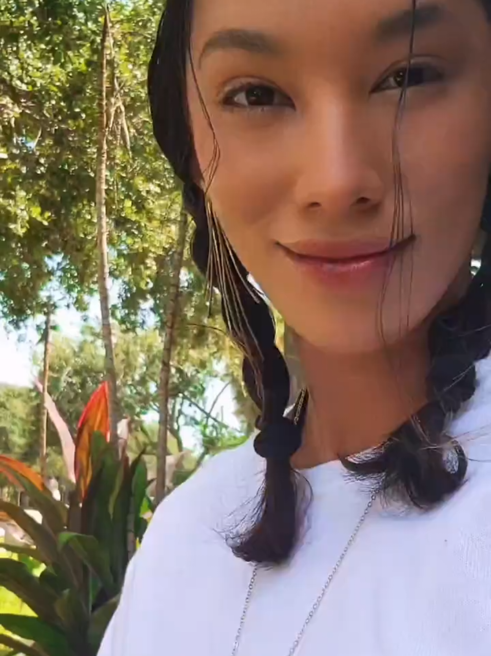 @Sydney
