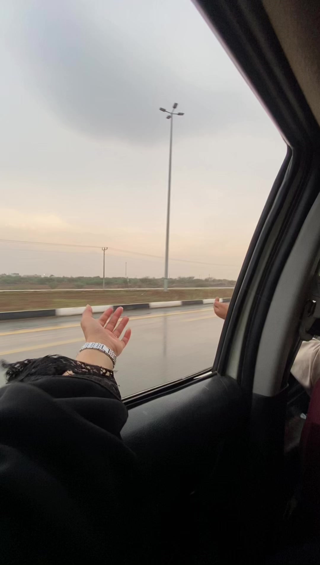 @دلال 😔