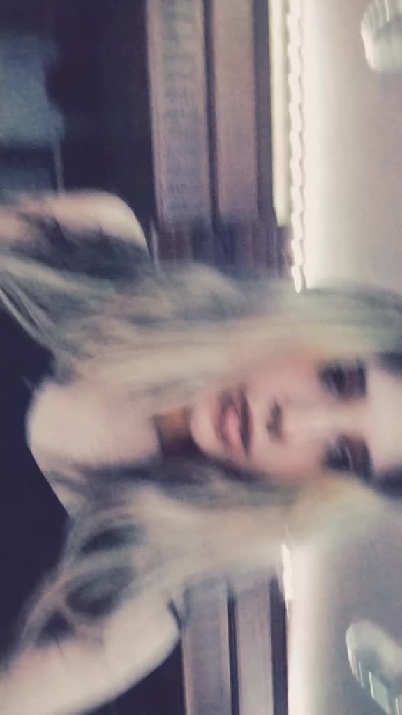 @⦮ ⦯