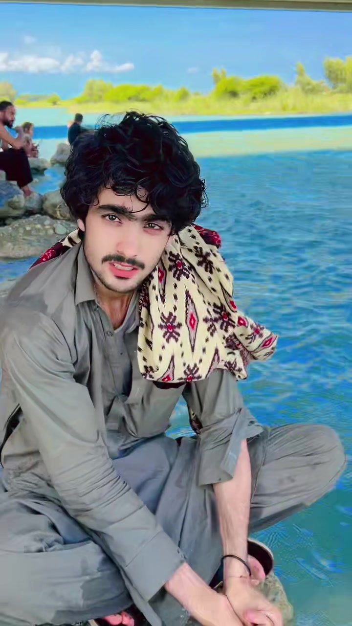 @Malik Saif 044