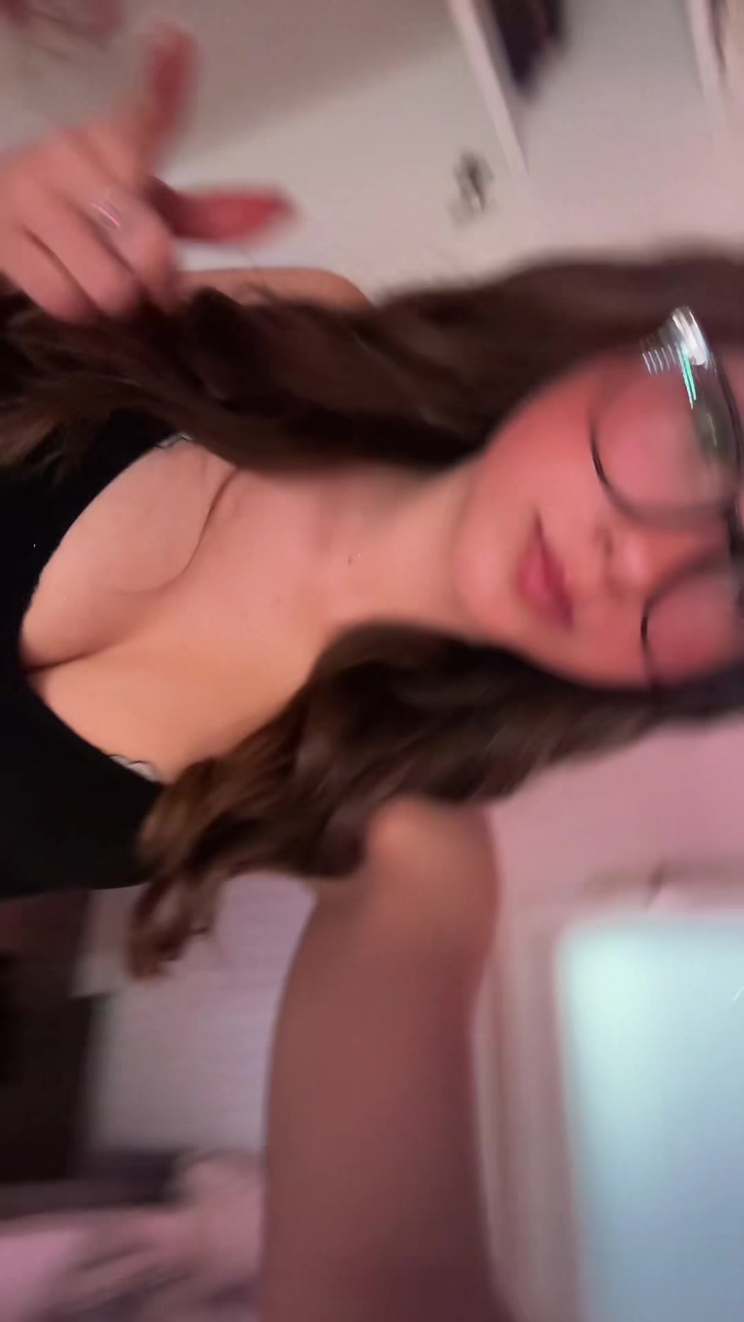 @Lara