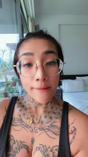 @Lizlim24