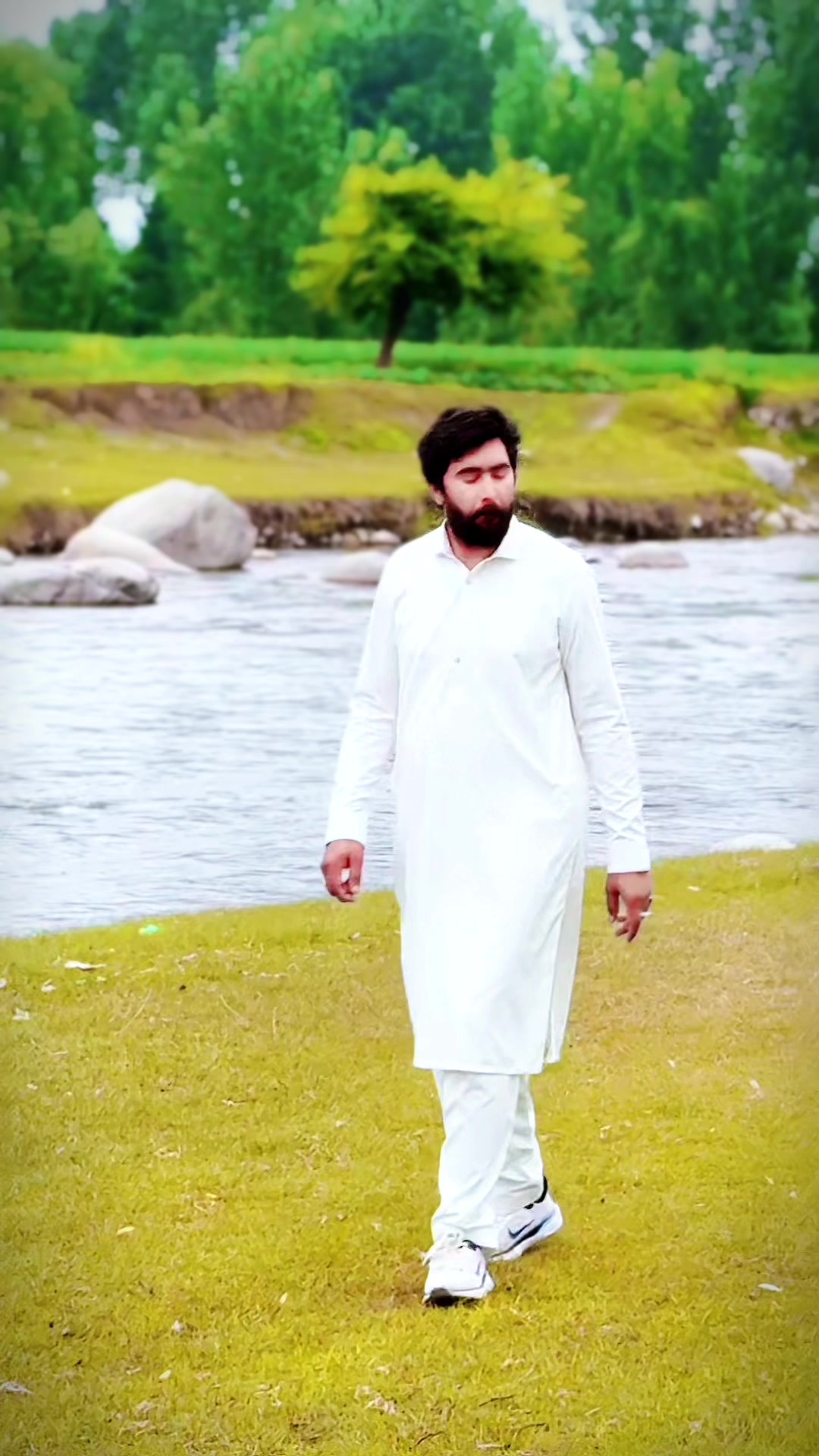 @Awais BaBlu