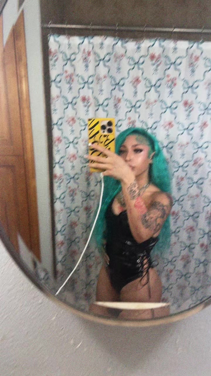 @Nani Marie 🐆