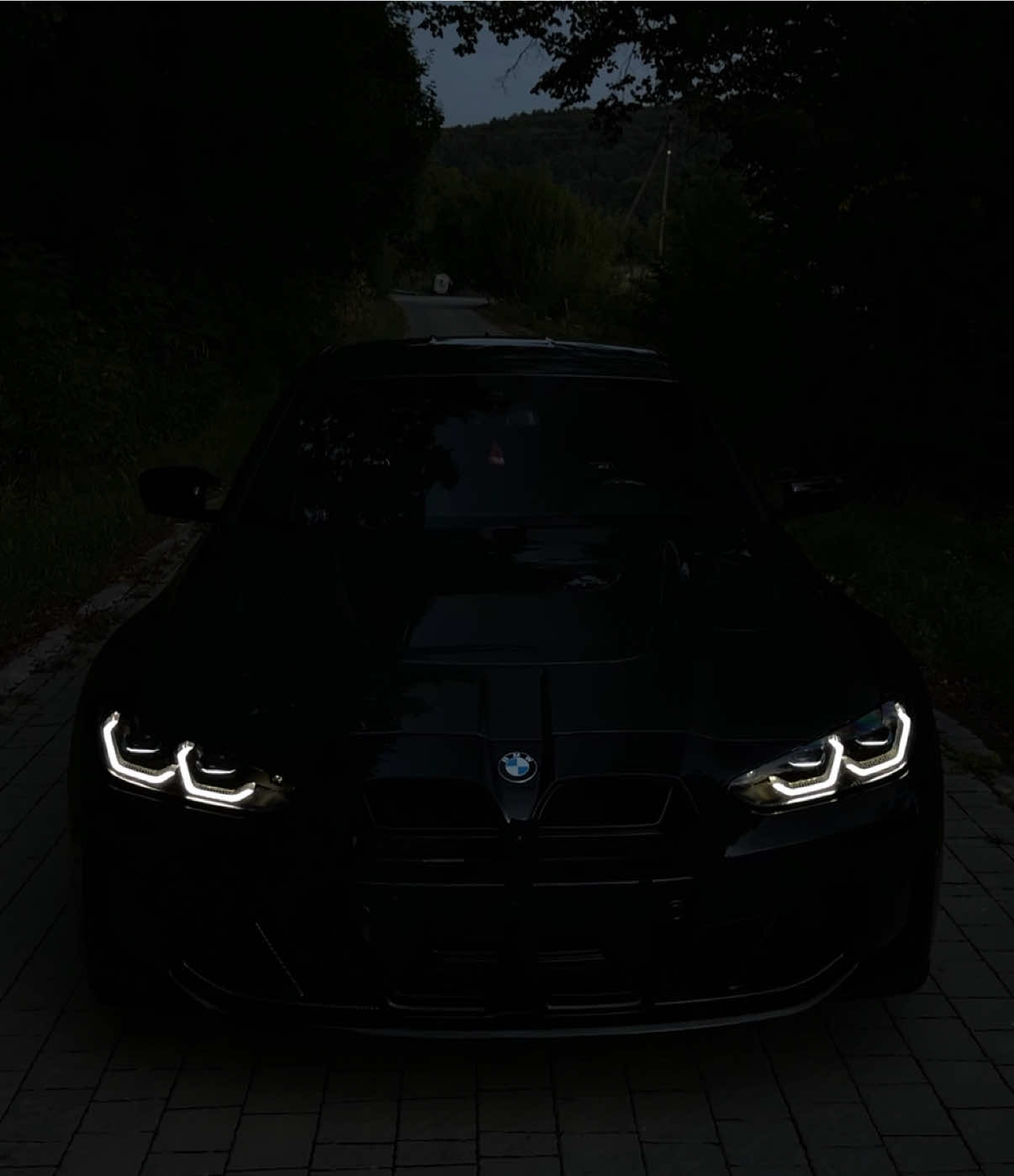@𝘿𝙀𝙊𝙉𝙄𝙓