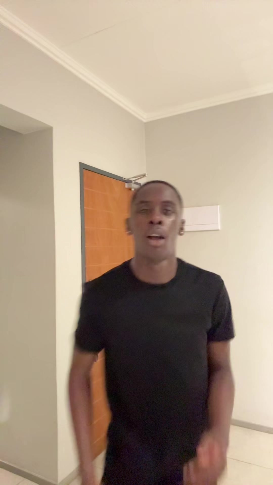 @vukona&trade;️