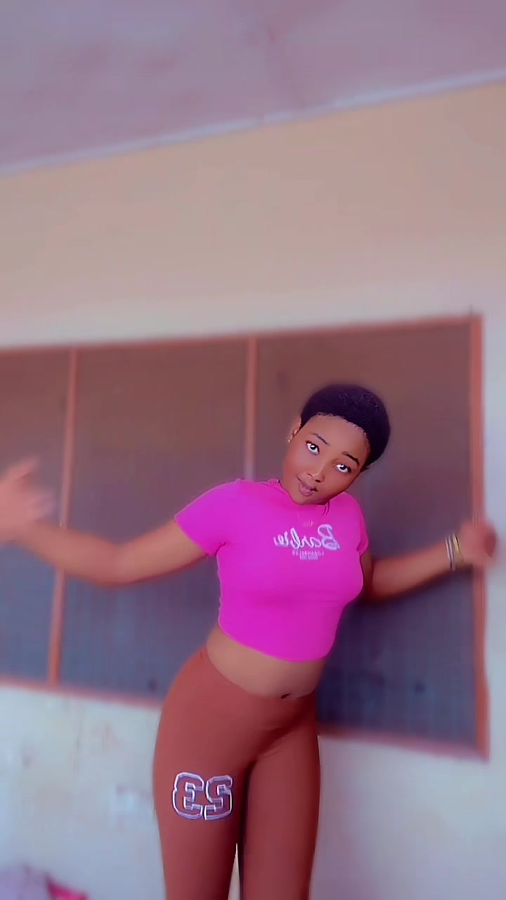 @…..🖇️Realest 🦋Afyah 💦💕