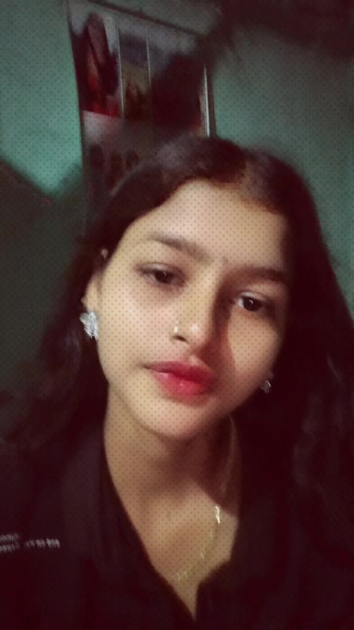 @nishu🦋🥀💫
