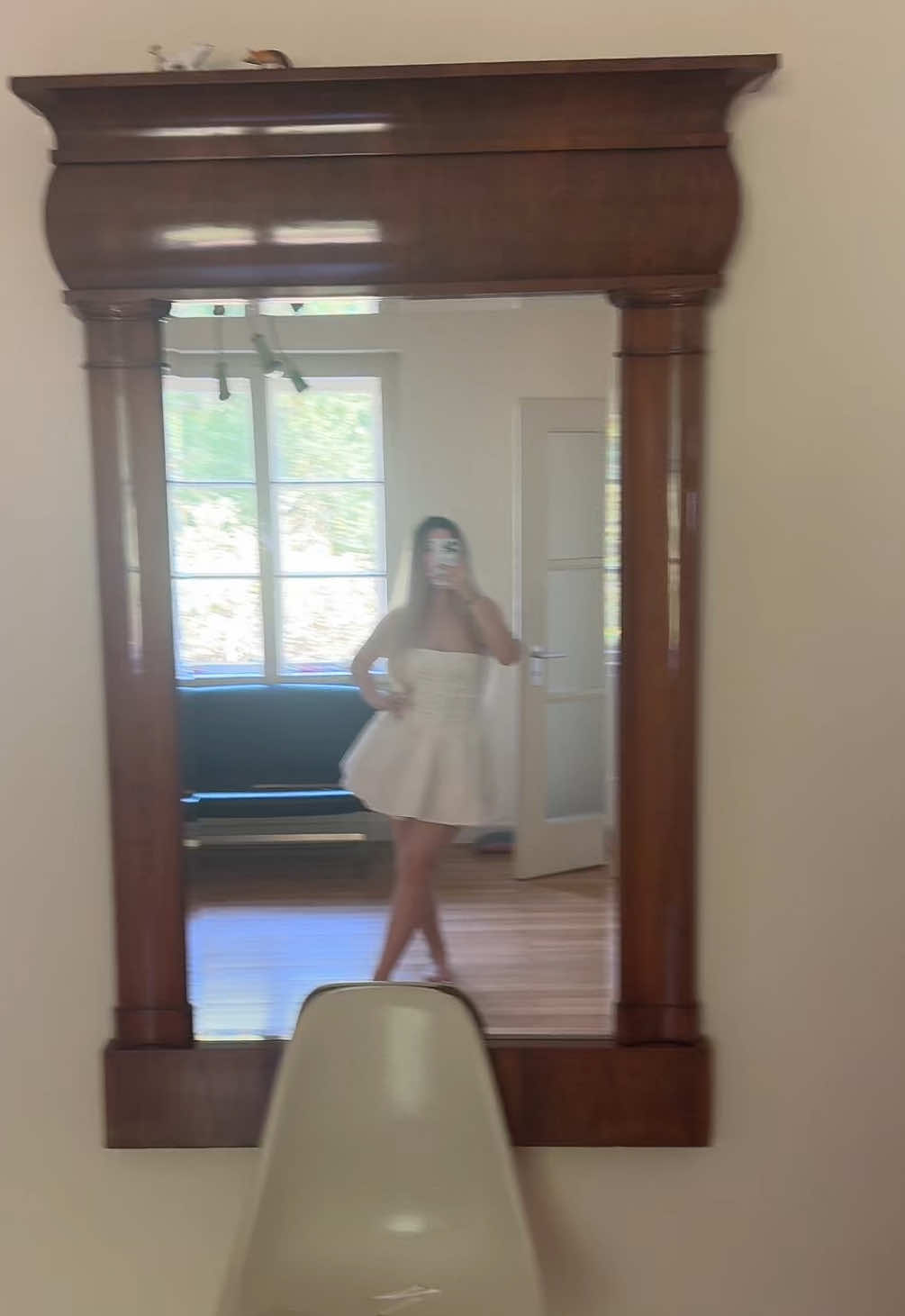 @caramelanonymous