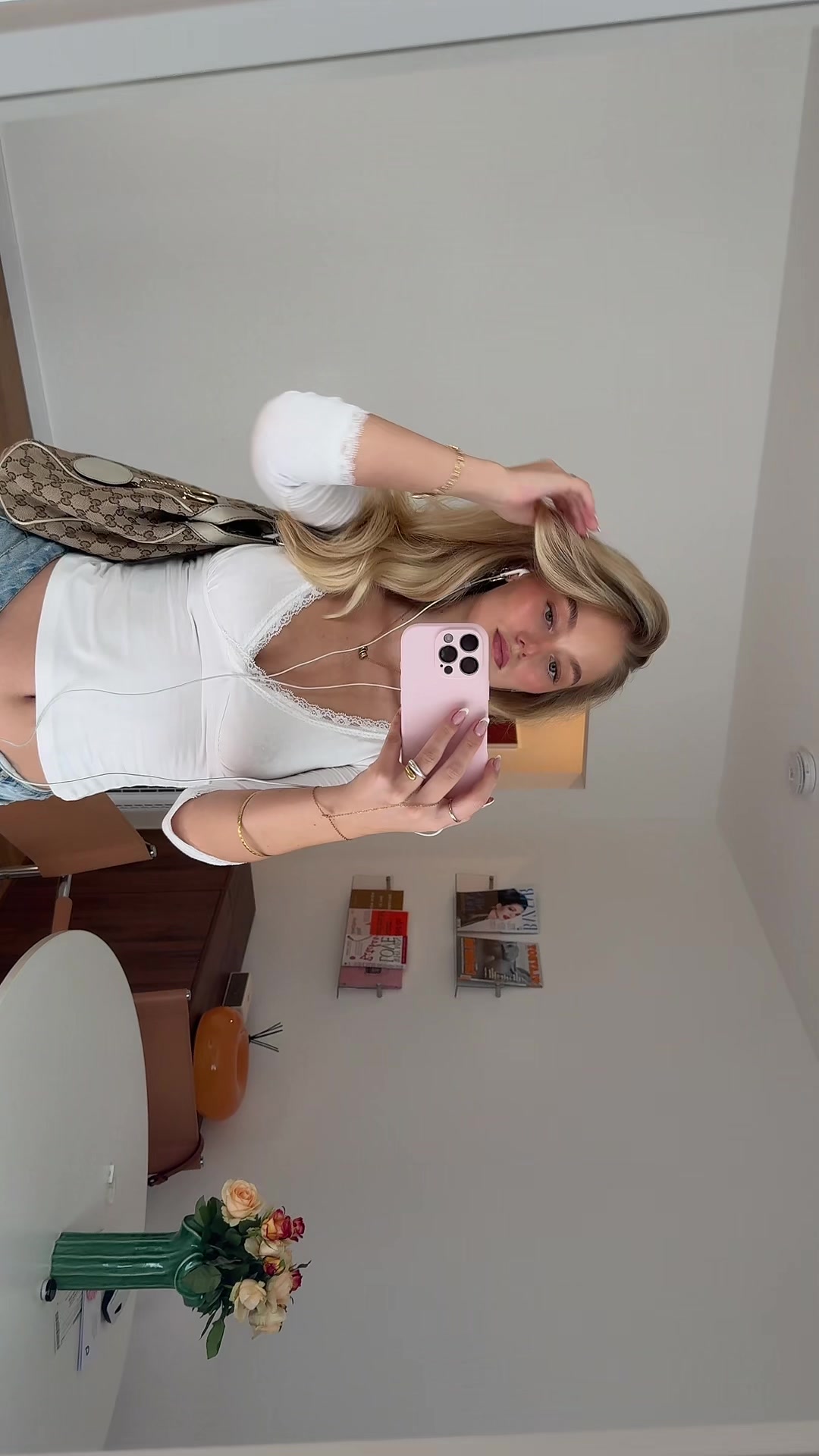@Lena