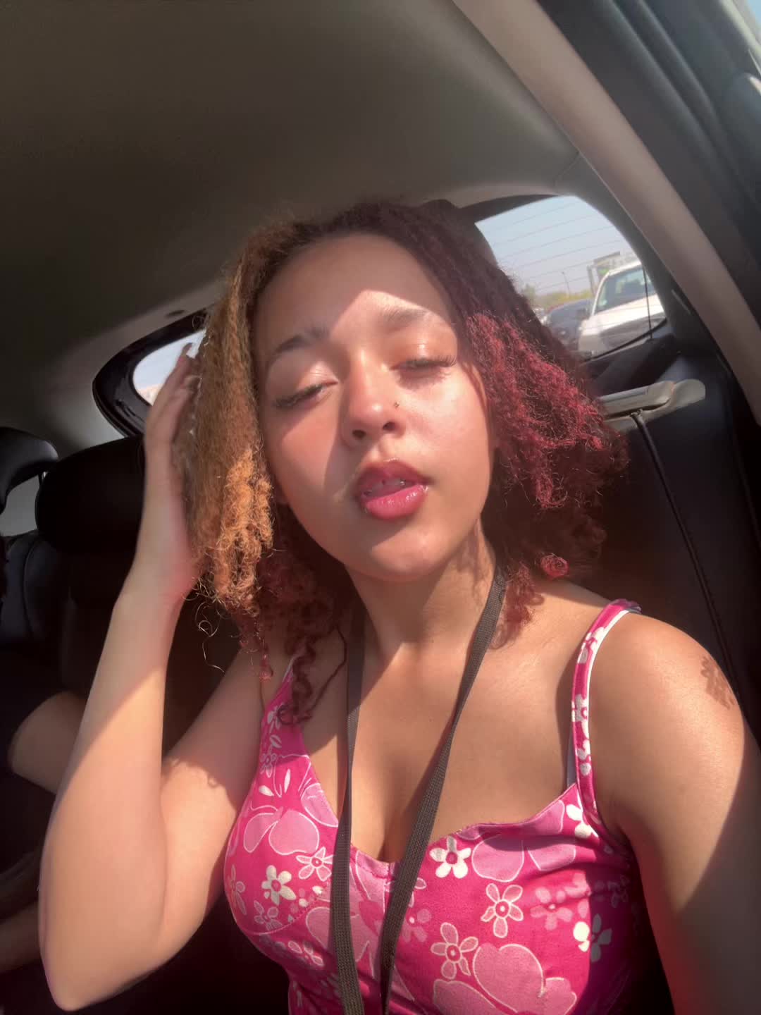 @Jadie🧟♀️