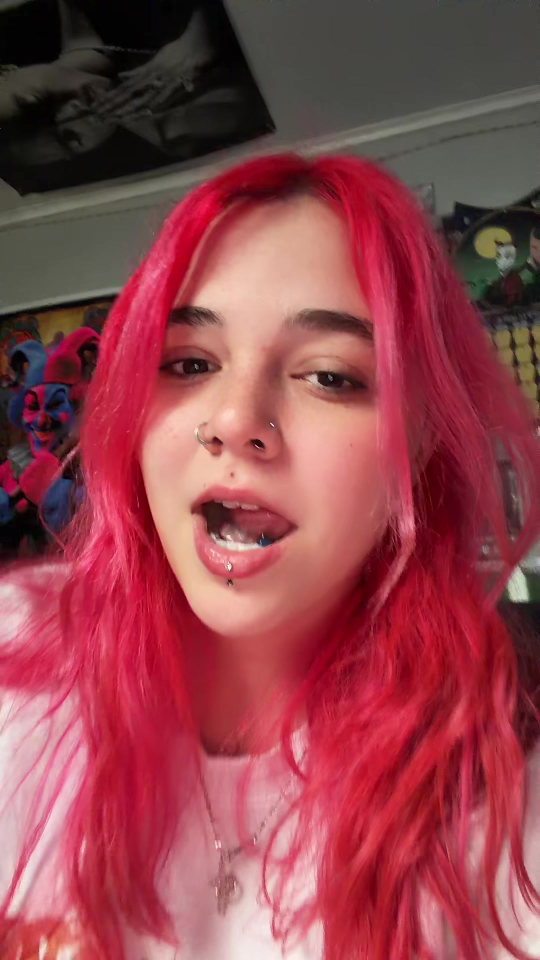 @️
