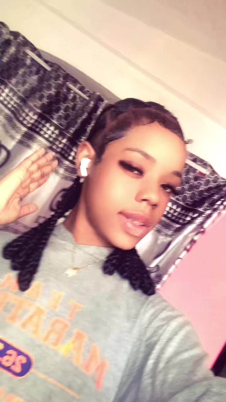 @Leighhh🥺🍀”!