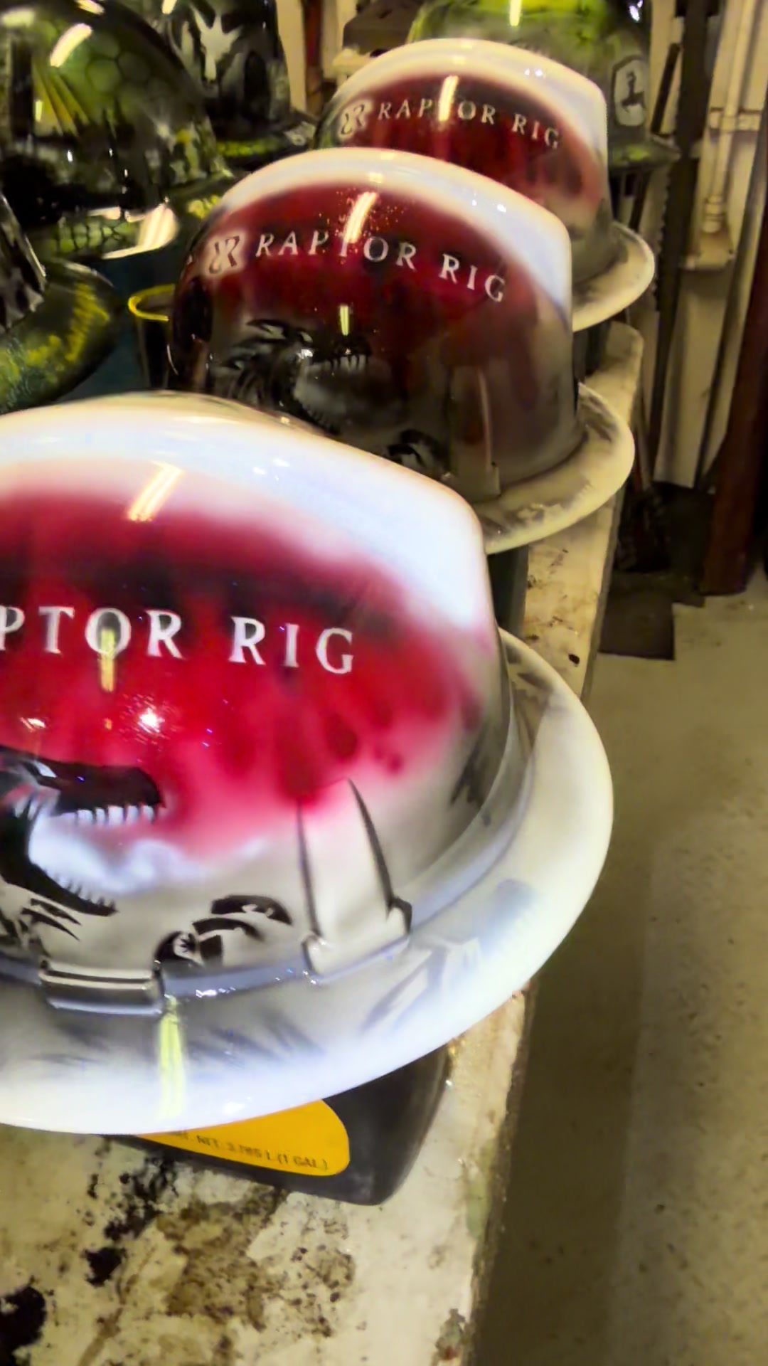 @into the wind airbrush studio