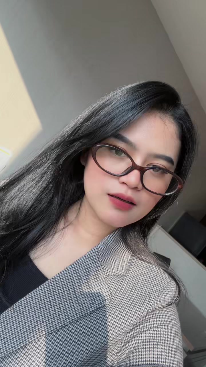 @Hesti🌻