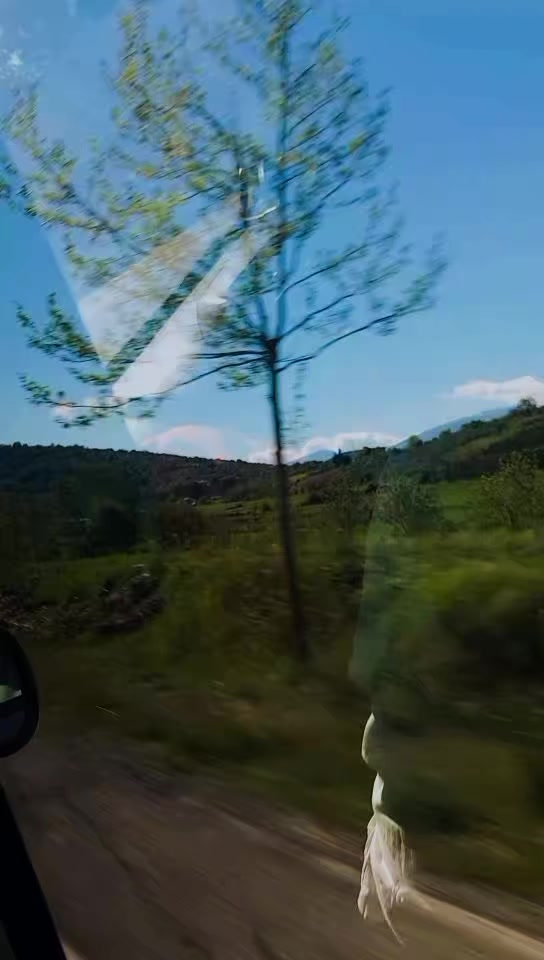 @xhesi98