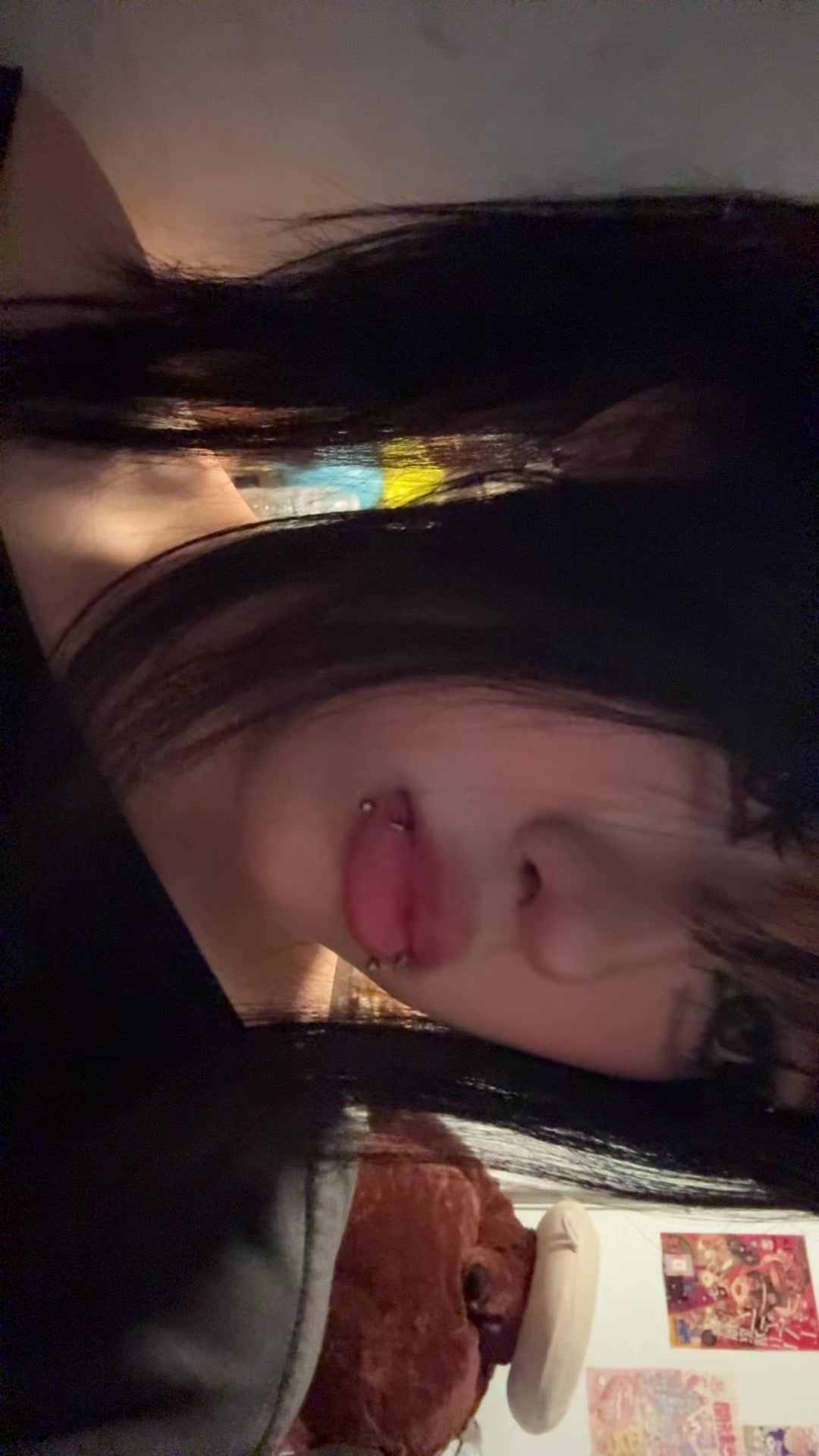 @⃟