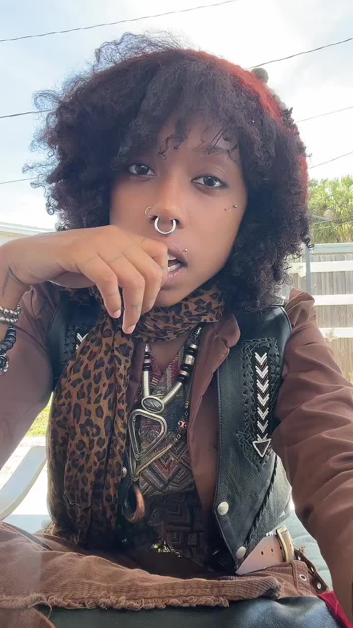@myownmiyari