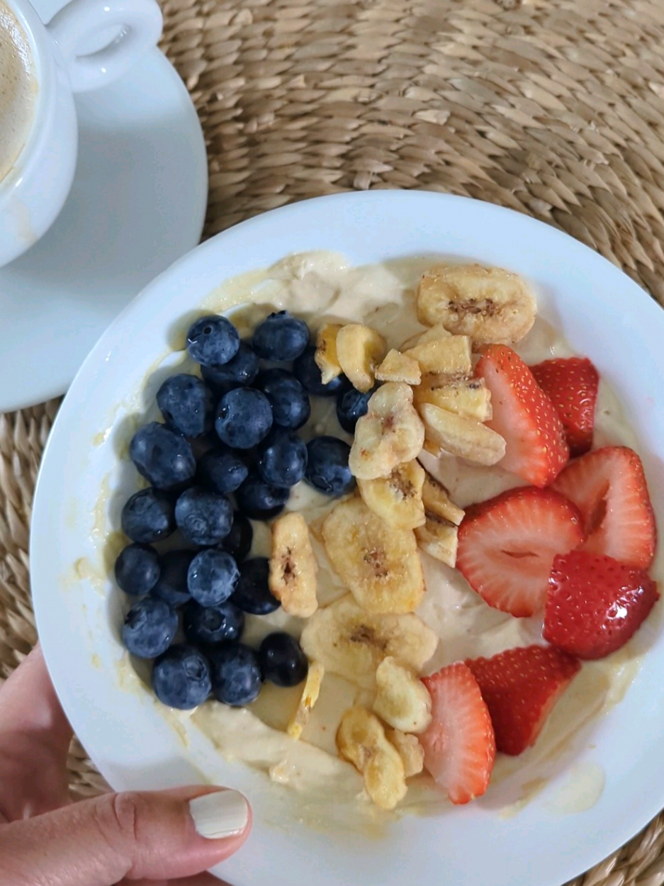 @peoniesandalatte